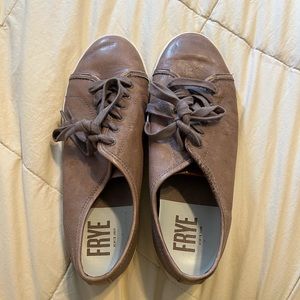 Frye Sneakers in Taupe